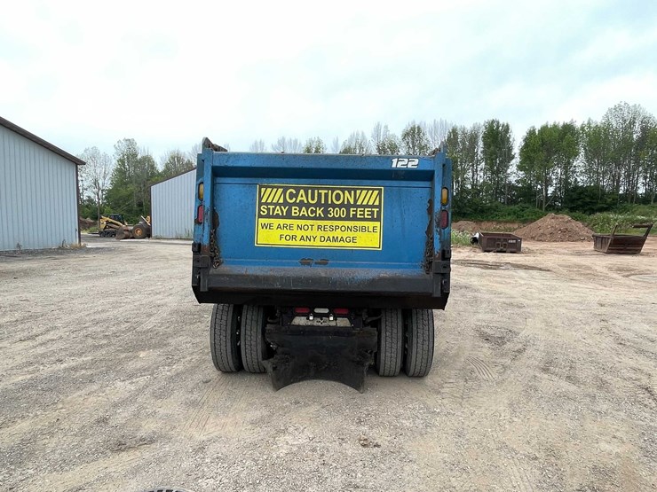 #141-•-2007-freightliner-cascadia-dump-truck-(has-wi-title)-(denmark,-wi)-image-6