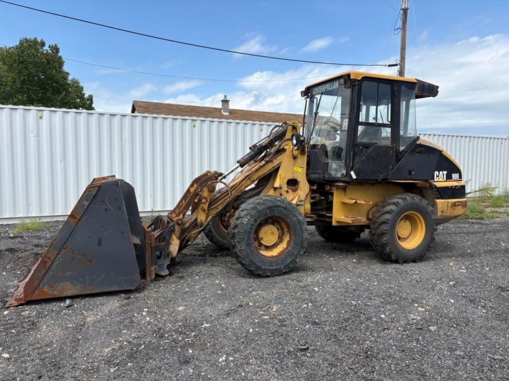 caterpillar-908-image-1