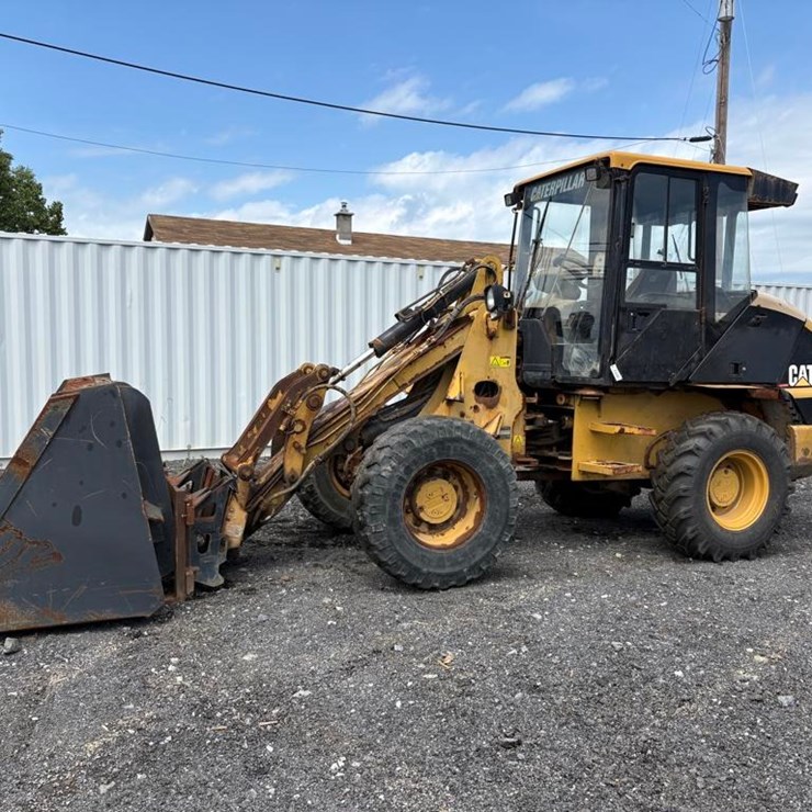 CATERPILLAR 908