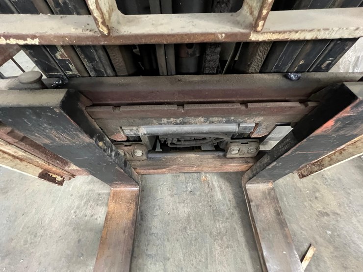 yale-5k-forklift-image-15