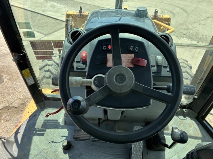 2008-caterpillar-430e-image-32