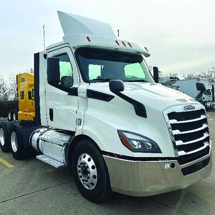 2018 FREIGHTLINER CASCADIA 116