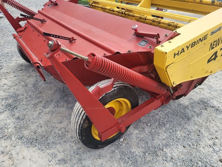 new-holland-472-image-31