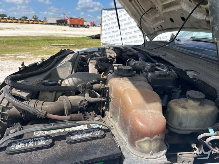 2008-ford-f350-image-13