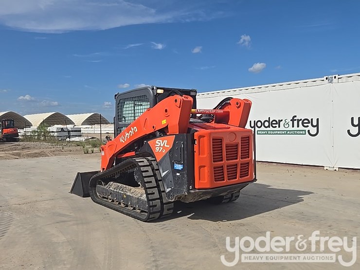 2023-kubota-svl97-2-image-3