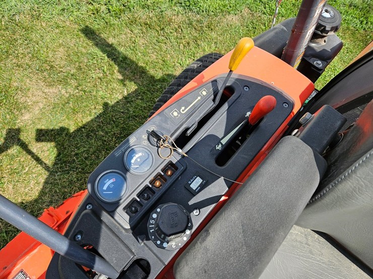 kubota-zd326s-image-16