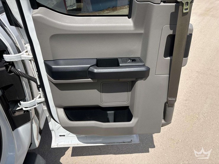 2015-ford-f150-image-12