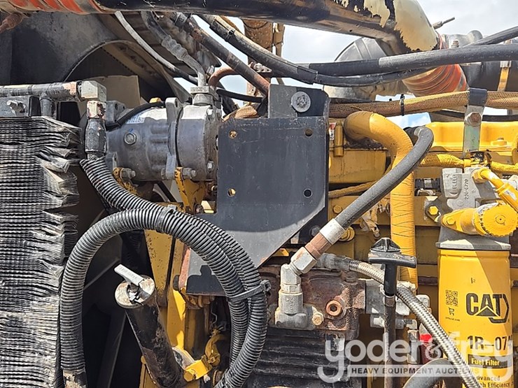 2000-peterbilt-357-image-51
