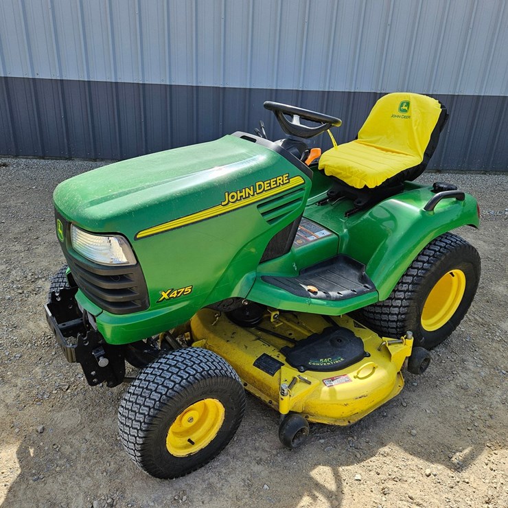 JOHN DEERE X475