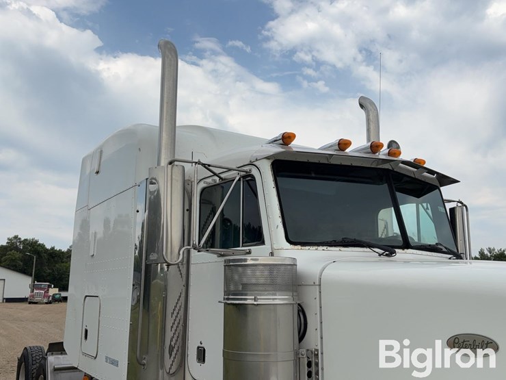 2000-peterbilt-378-image-15