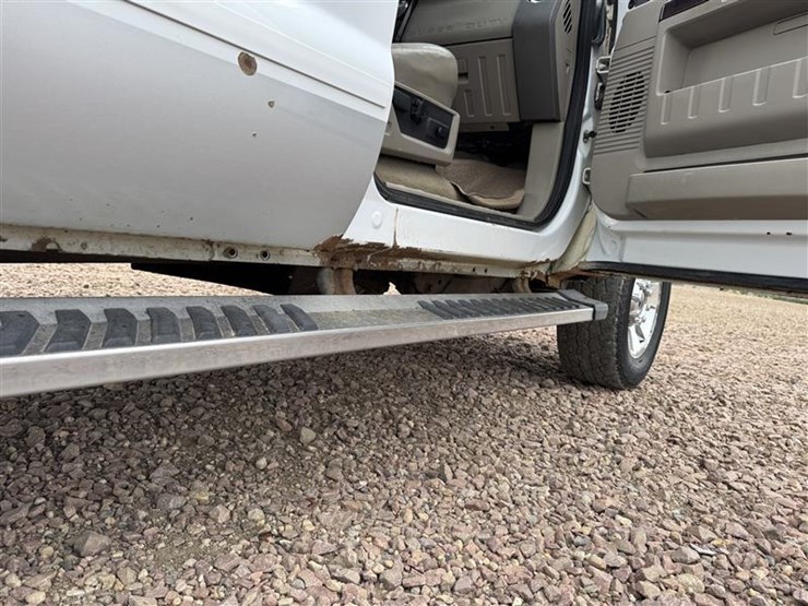 2008-ford-f250-lariat-image-11