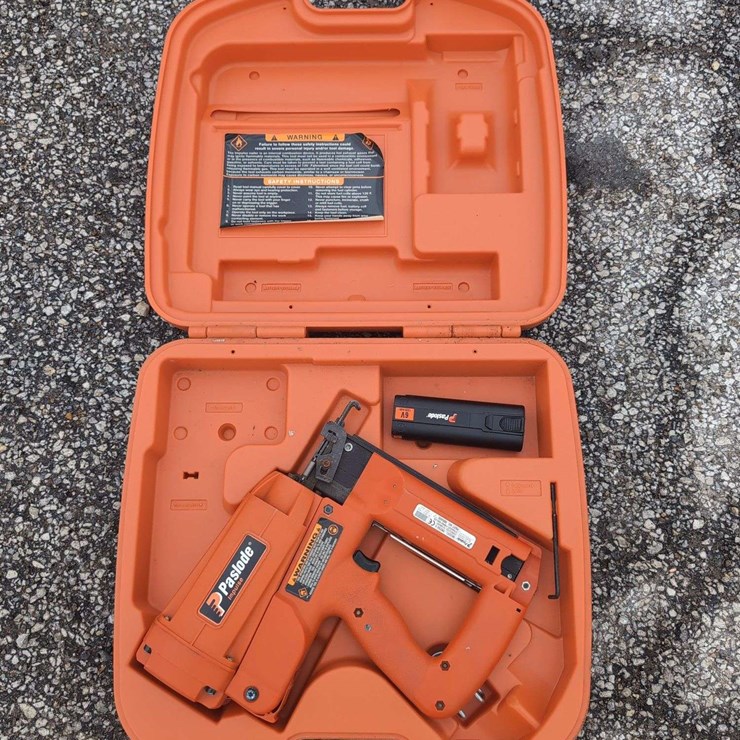 Paslode Impulse IM250 II Cordless 16 Gauge Straight Finish Nailer Part No. 900400
