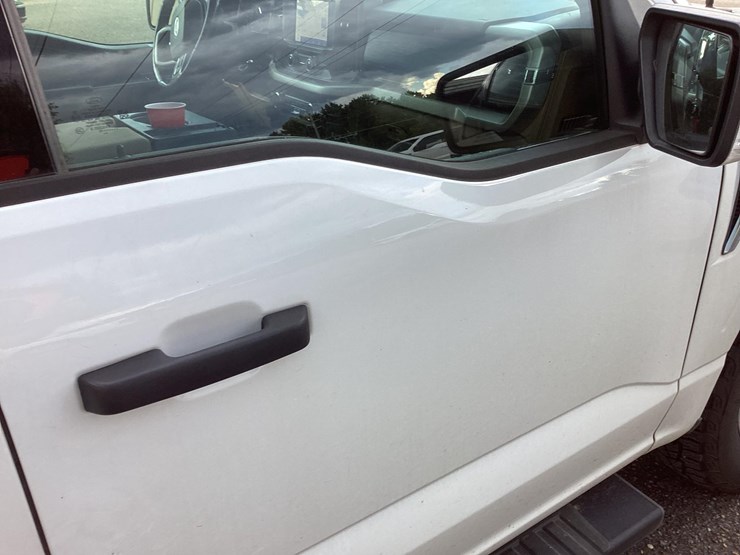 f--150-xlt-4wd-image-16