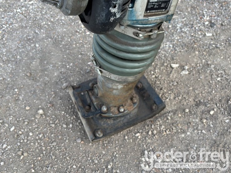 2018-wacker-neuson-bs60-image-11
