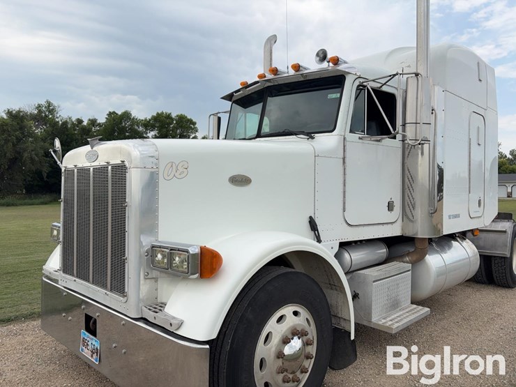 2000-peterbilt-378-image-9