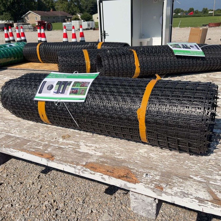 Black Plastic Mesh Safety Fencing Roll