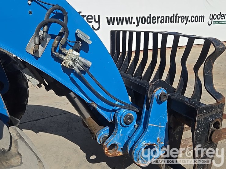 2019-genie-gth1544-image-25