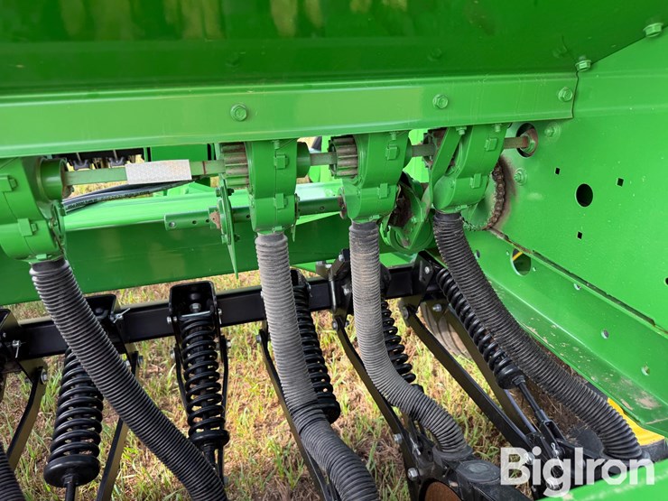 2020-john-deere-455-image-13