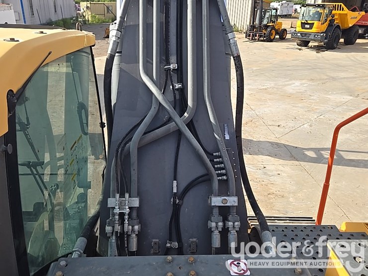 2019-volvo-ec300el-image-49