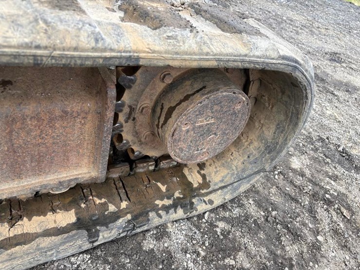 caterpillar-304cr-image-11