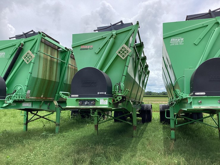 hays-lti-side-dump-bulk-hauler-image-1