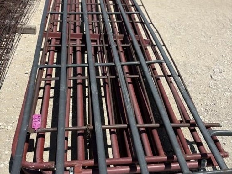 l3---light-to-med-cattle-panel-image-1