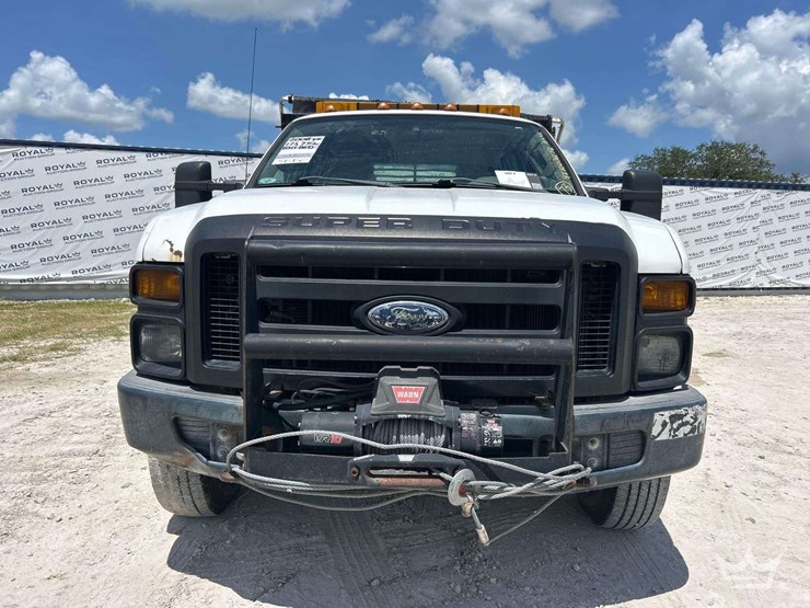 2008-ford-f350-image-27