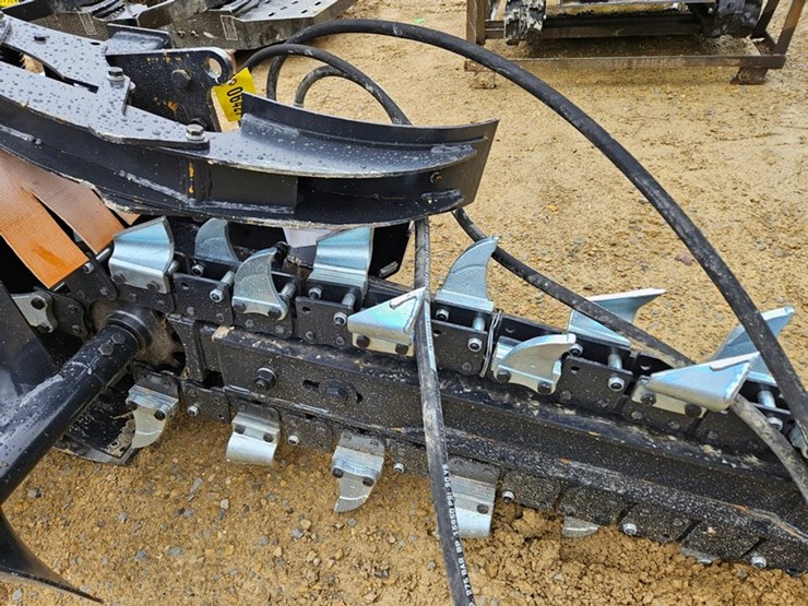 #220-•-2026-jct-trencher-image-10