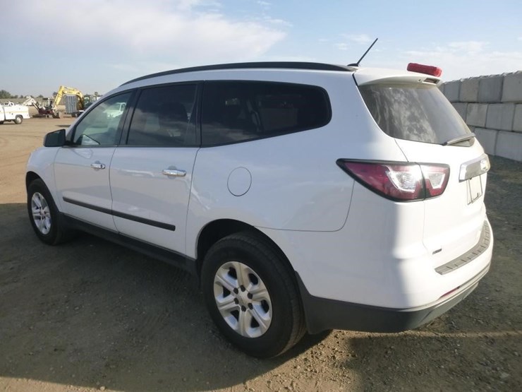 2015-chevrolet-traverse-image-5