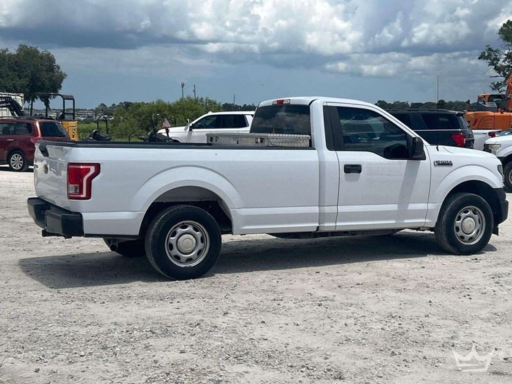 2017-ford-f150-image-3