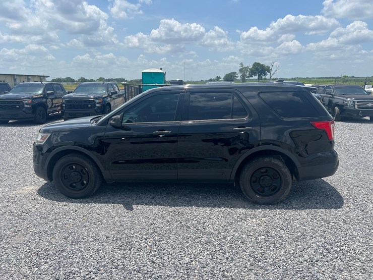 ford-explorer-image-8