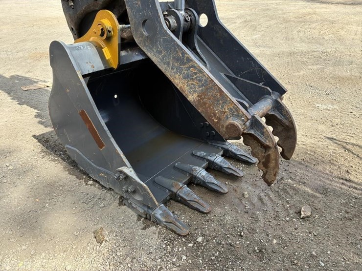 2023-xcmg-xe155ucr-hydraulic-excavator-image-7