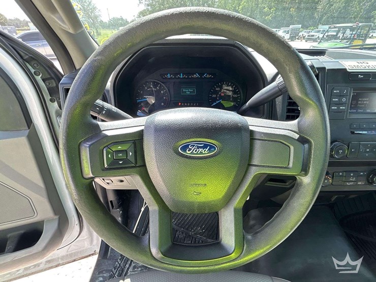 2017-ford-f150-image-13
