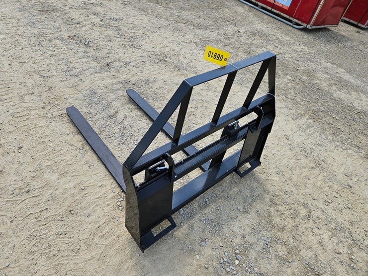 #6910-•-new-agrotec-saii100-pallet-forks-image-3