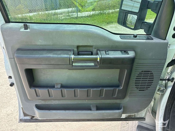 2012-ford-f250-image-14