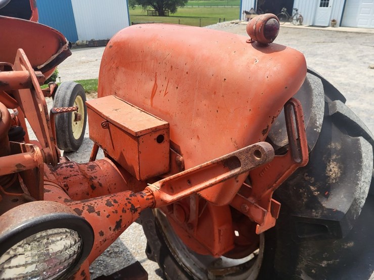 allis-chalmers-d14-tractor-image-28