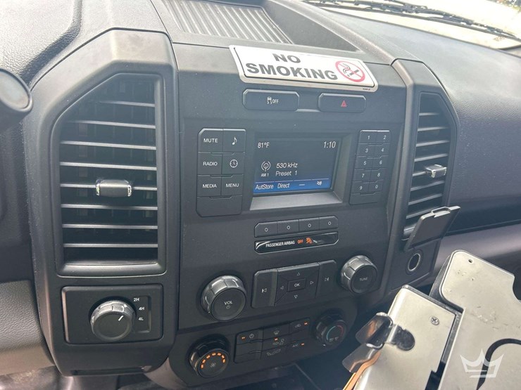 2017-ford-f150-image-16