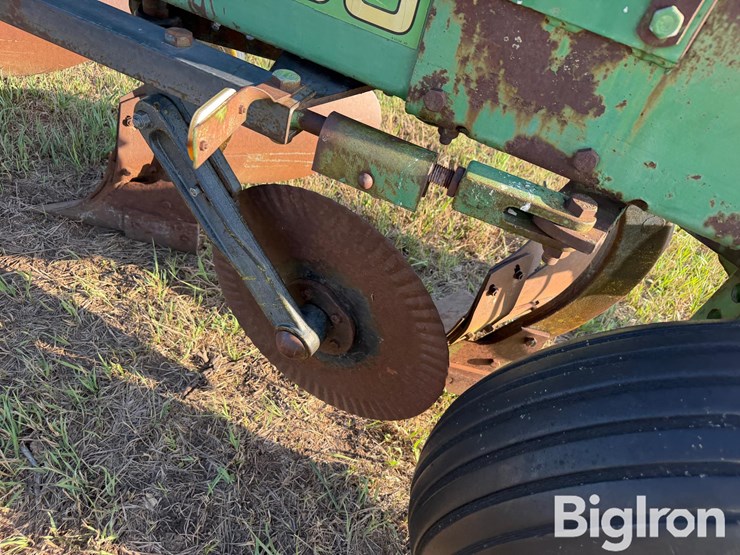 john-deere-2800-image-12