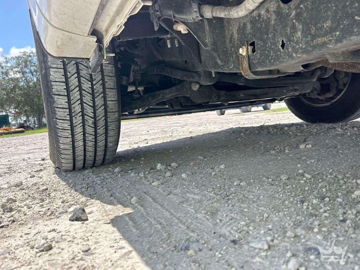 2017-ford-f150-image-21