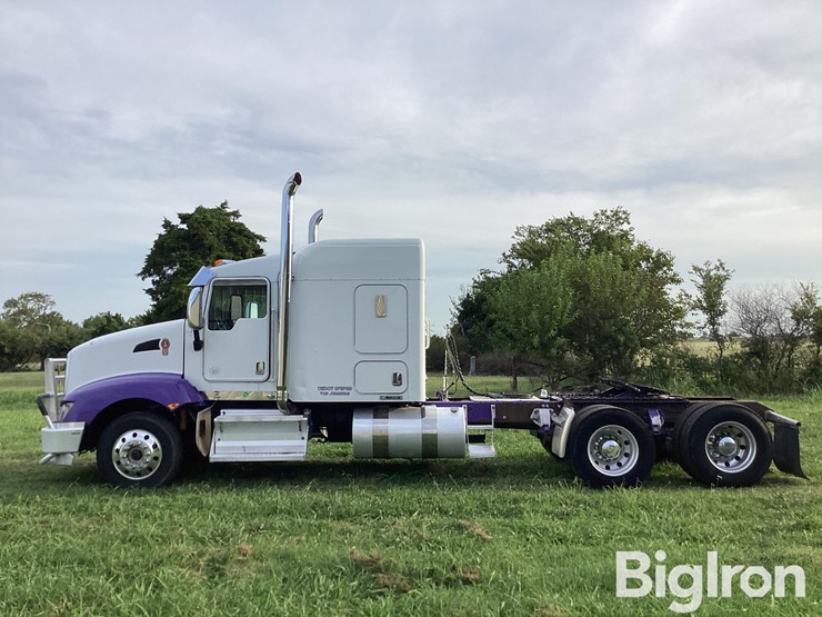 2014-kenworth-t660-image-8