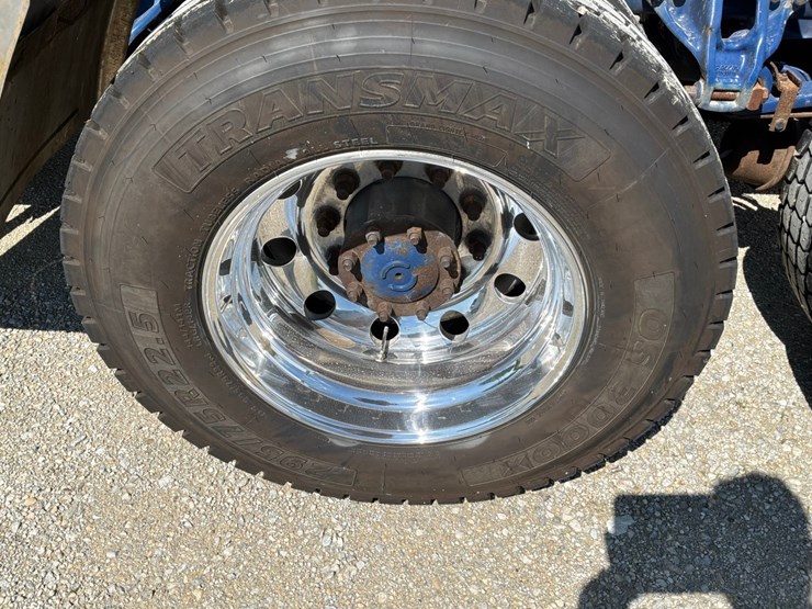 2018-kenworth-t680-image-23