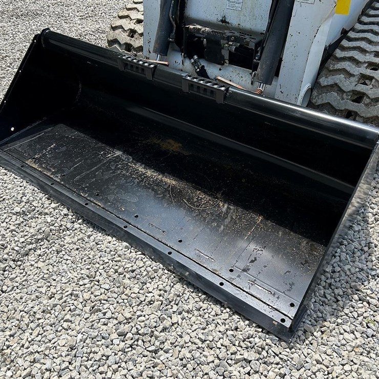 80" Low Pro Skid Steer Bucket