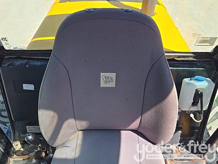 2018-jcb-930-image-44