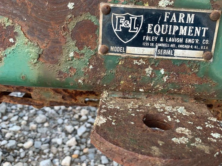 ez-flo-style-fertilize-spreader/-seeder-w/-hydraulic-opening-image-11