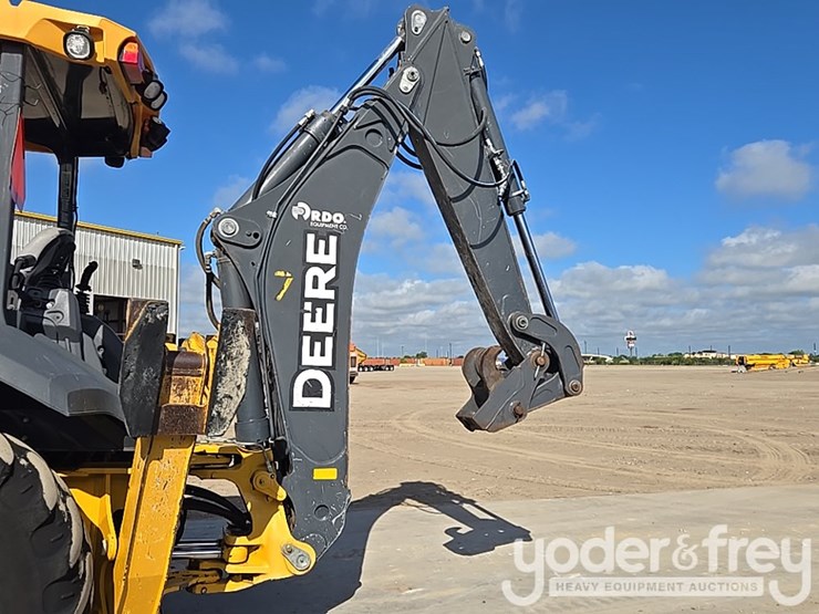 2019-deere-310sl-image-23