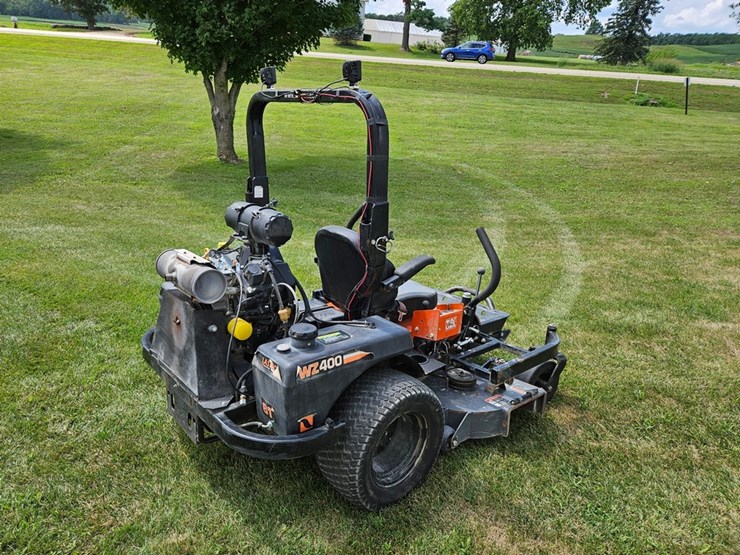 #6892-•-lastec-wz400-zero-turn-mower-image-5