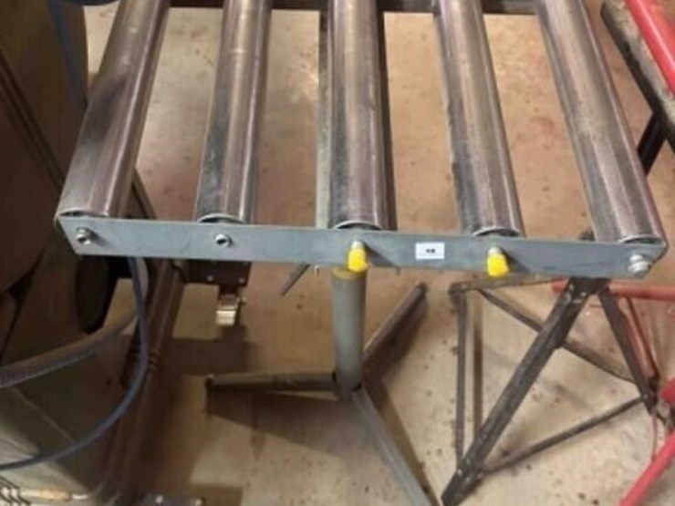 two-roller-stands-image-1