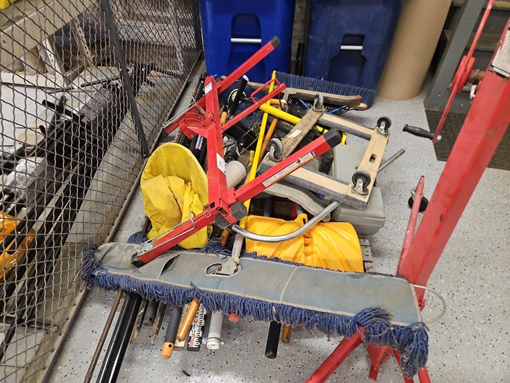 quantity-of-assorted-tools-image-5
