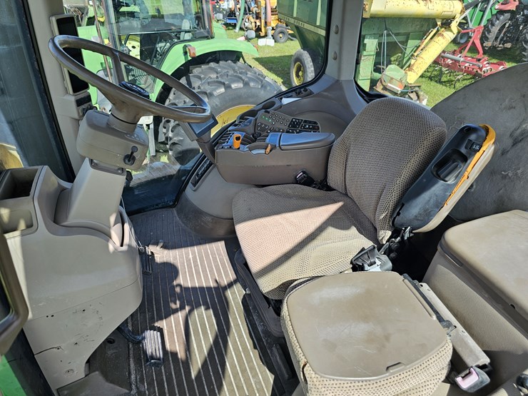 john-deere-9560-image-12