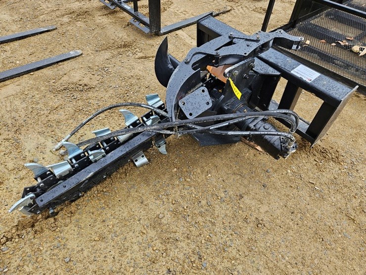 #220-•-2026-jct-trencher-image-1